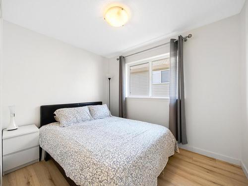 1114 Raven Drive, Kamloops, BC - Indoor Photo Showing Bedroom