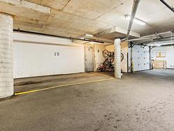 Garage - 