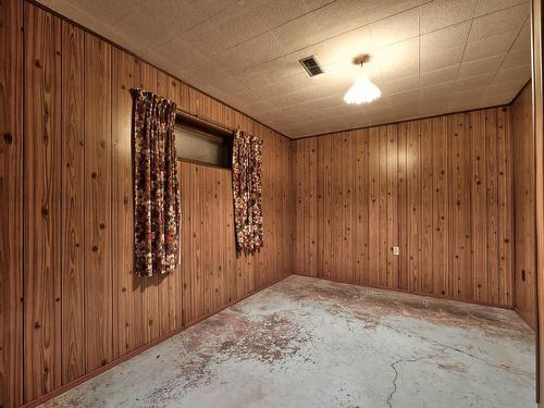 1069 Schubert Drive, Kamloops, BC - Indoor Photo Showing Other Room