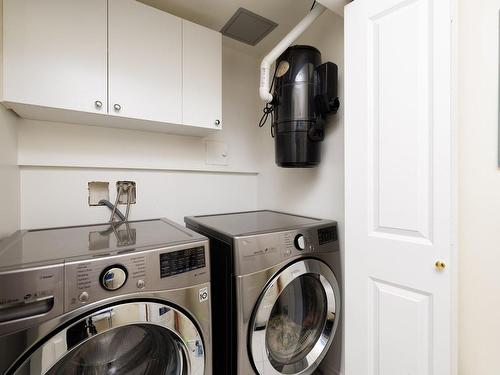 Storage - 4405 Boul. St-Jean, Dollard-Des-Ormeaux, QC - Indoor Photo Showing Laundry Room