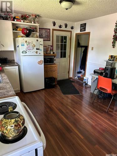 254 Northern Avenue, Canora, SK - Indoor Photo Showing Kitchen