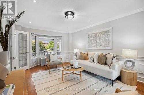 90 Farrow Crescent, Ajax (South West), ON - Indoor Photo Showing Living Room