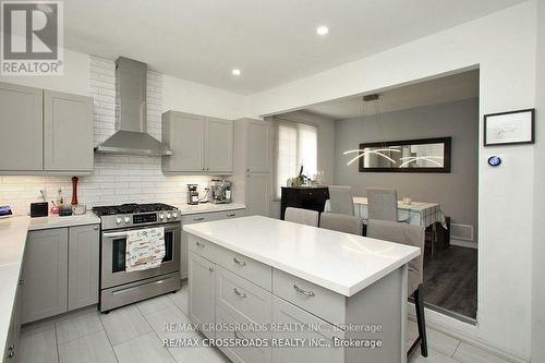 896 Walton Court, Whitby (Williamsburg), ON - Indoor Photo Showing Kitchen With Upgraded Kitchen