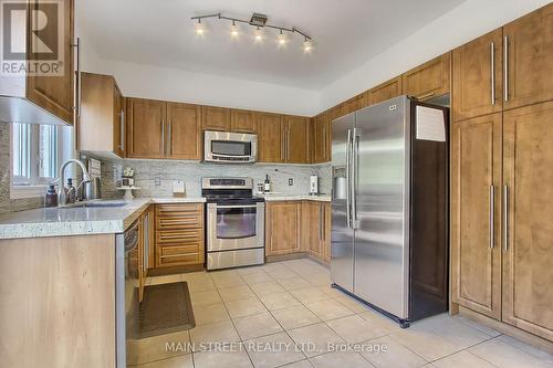 4 Glendower Crescent, Georgina (Keswick North), ON - Indoor Photo Showing Kitchen With Stainless Steel Kitchen