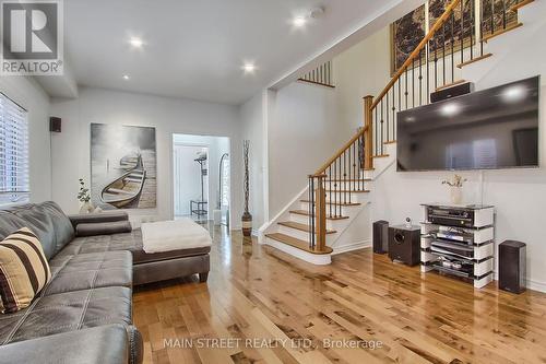 4 Glendower Crescent, Georgina (Keswick North), ON - Indoor Photo Showing Living Room