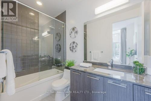 116 - 9471 Yonge Street, Richmond Hill, ON - Indoor Photo Showing Bathroom