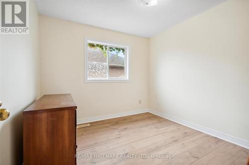 304 Hollymount Drive, Mississauga (Hurontario), ON - Indoor Photo Showing Other Room