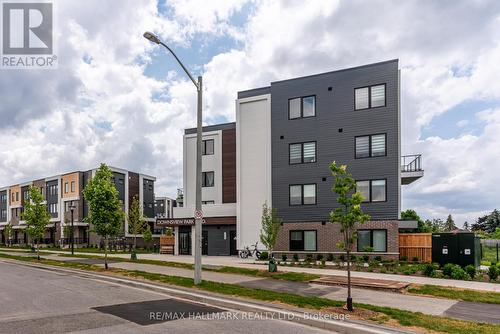 101 - 155 Downsview Park Boulevard, Toronto (Downsview-Roding-Cfb), ON - Outdoor With Facade