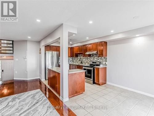 10 Fairhaven Drive, Hamilton (Stoney Creek), ON - Indoor Photo Showing Kitchen