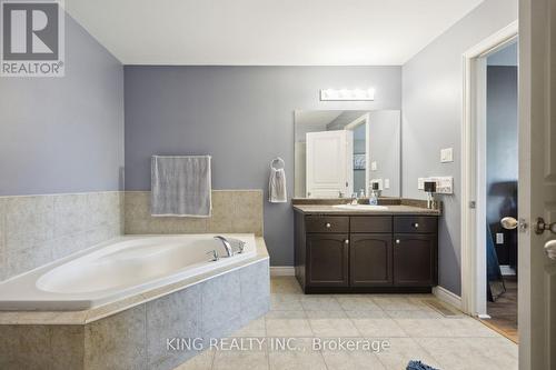 111 Donald Bell Drive, Hamilton (Binbrook), ON - Indoor Photo Showing Bathroom