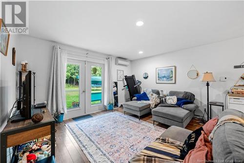 278-280 Des Breau, Cocagne, NB - Indoor Photo Showing Living Room