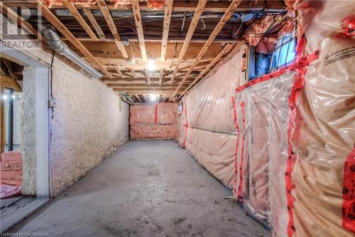 332 Queen Street W, Cambridge, ON - Indoor Photo Showing Basement