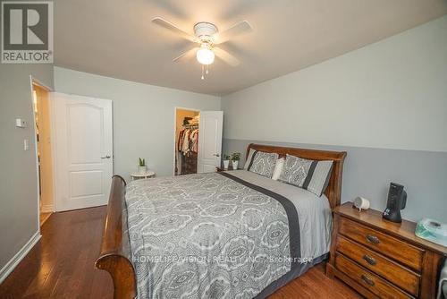 R1-1 - 60 Pavane Linkway, Toronto (Flemingdon Park), ON - Indoor Photo Showing Bedroom