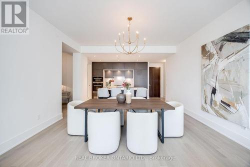 1007 - 455 Wellington Street W, Toronto (Waterfront Communities), ON - Indoor Photo Showing Dining Room