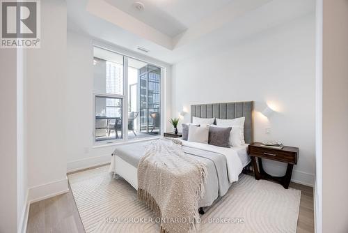 1007 - 455 Wellington Street W, Toronto, ON - Indoor Photo Showing Bedroom