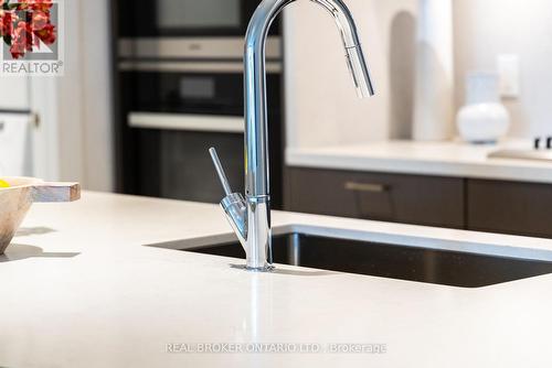 1007 - 455 Wellington Street W, Toronto, ON - Indoor Photo Showing Kitchen With Double Sink