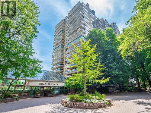 1701 - 63 St Clair Avenue W, Toronto (Yonge-St. Clair), ON - Outdoor With Facade