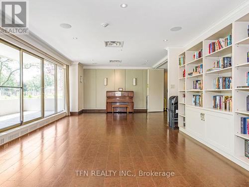 1701 - 63 St Clair Avenue W, Toronto (Yonge-St. Clair), ON - Indoor Photo Showing Other Room