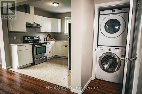 94 Tulloch Drive, Ajax (South East), ON - Indoor Photo Showing Laundry Room