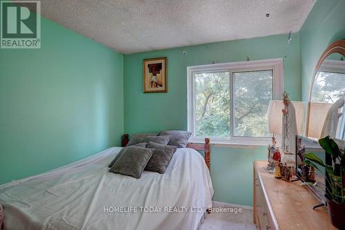 44 - 161 Wickson Trail, Toronto (Malvern), ON - Indoor Photo Showing Bedroom