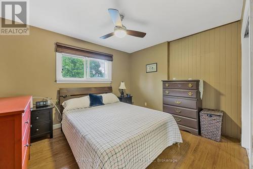 23 Shirley Avenue, Barrie (Sunnidale), ON - Indoor Photo Showing Bedroom