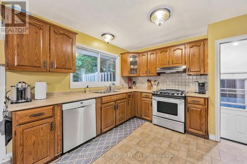 23 Shirley Avenue, Barrie, ON - Indoor Photo Showing Kitchen With Double Sink