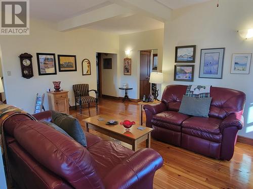 538 St. Laurent Avenue, Quesnel, BC - Indoor Photo Showing Living Room