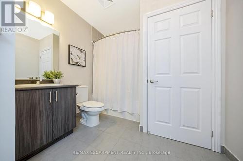 1109 - 716 Main Street E, Milton (Old Milton), ON - Indoor Photo Showing Bathroom