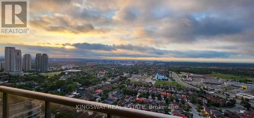 3009 - 3880 Duke Of York Boulevard, Mississauga (City Centre), ON - Outdoor With View