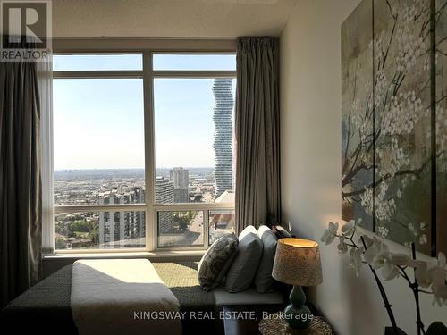 3009 - 3880 Duke Of York Boulevard, Mississauga (City Centre), ON - Indoor