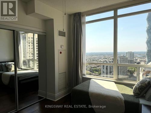 3009 - 3880 Duke Of York Boulevard, Mississauga (City Centre), ON - Indoor