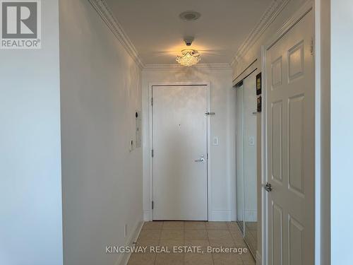 3009 - 3880 Duke Of York Boulevard, Mississauga, ON - Indoor Photo Showing Other Room