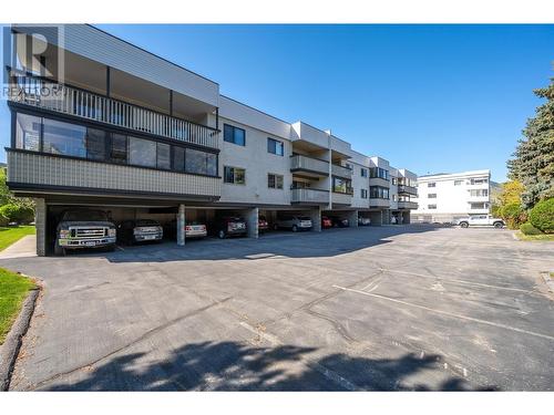 187 Warren Avenue W Unit# 206, Penticton, BC - Outdoor With Facade