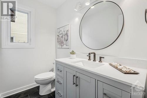 14 Ready Way, Ottawa, ON - Indoor Photo Showing Bathroom