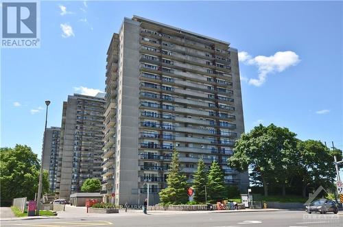 1604 - 158B Mcarthur Avenue, Ottawa, ON - Outdoor With Balcony With Facade