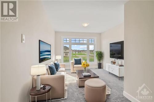 19 Cummings Avenue, Carleton Place, ON - Indoor Photo Showing Living Room