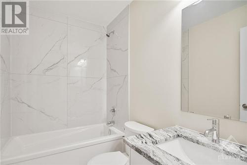 19 Cummings Avenue, Carleton Place, ON - Indoor Photo Showing Bathroom