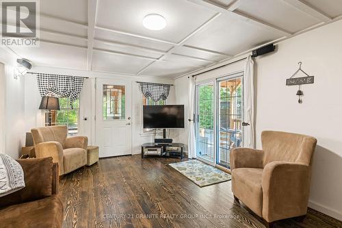 19 Highbush Road, Hastings Highlands, ON - Indoor Photo Showing Living Room