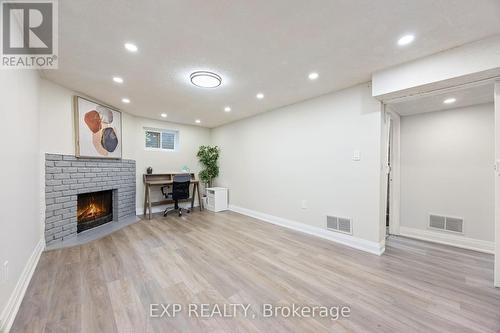 611 Galloway Crescent, Mississauga (Creditview), ON - Indoor With Fireplace