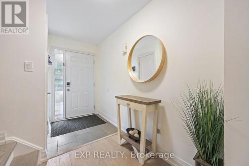 611 Galloway Crescent, Mississauga (Creditview), ON - Indoor Photo Showing Other Room