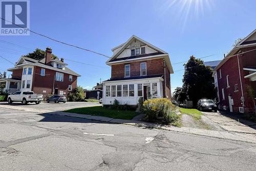 178 Mcdougald St, Sault Ste. Marie, ON - Outdoor With Facade