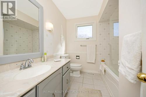 6356 Chaumont Crescent, Mississauga (Meadowvale), ON - Indoor Photo Showing Bathroom