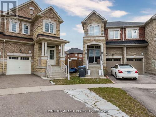 16 Banas Way, Brampton, ON - Outdoor With Facade