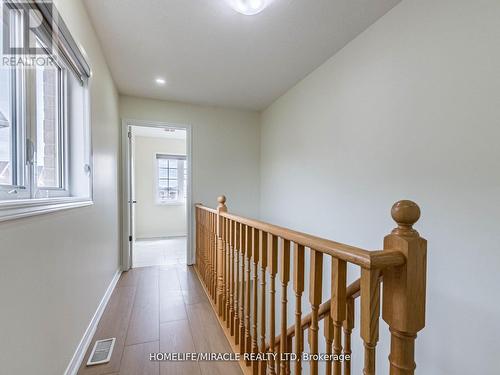 16 Banas Way, Brampton, ON - Indoor Photo Showing Other Room