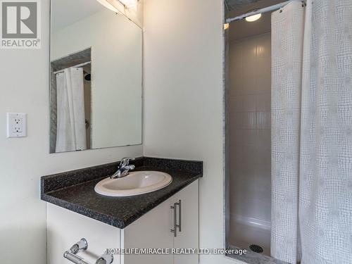 16 Banas Way, Brampton, ON - Indoor Photo Showing Bathroom