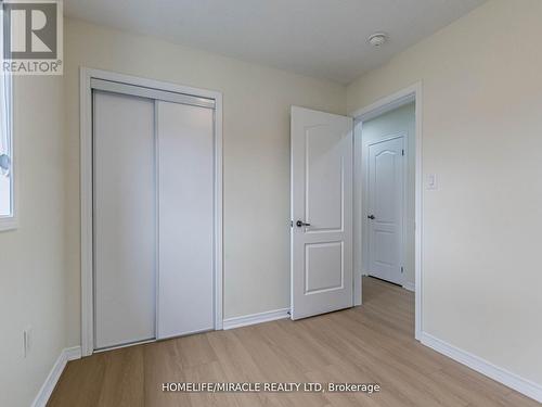 16 Banas Crescent, Brampton (Northwest Brampton), ON - Indoor Photo Showing Other Room