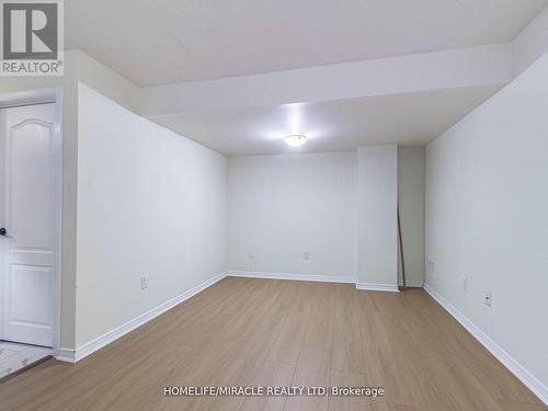 16 Banas Way, Brampton, ON - Indoor Photo Showing Other Room