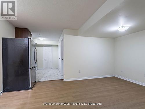 16 Banas Crescent, Brampton (Northwest Brampton), ON - Indoor Photo Showing Other Room