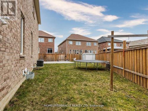 16 Banas Crescent, Brampton (Northwest Brampton), ON - Outdoor