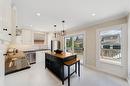 55 East 13Th Street, Hamilton, ON  - Indoor Photo Showing Kitchen With Upgraded Kitchen 